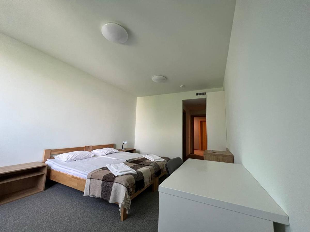 Ucu Inn - Кімнати Для Гостей Leópolis Exterior foto